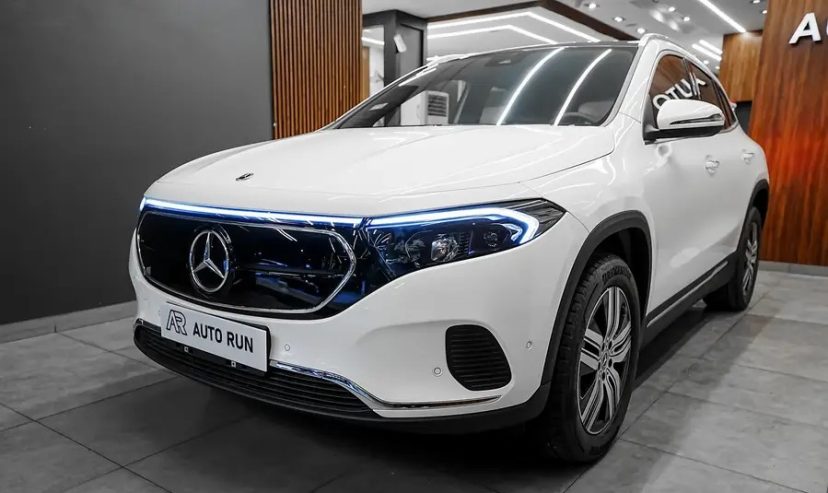 Mercedes-Benz EQA260 2024