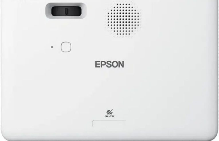 Epson CO-W01 3LCD 3000 Lumens Portable WXGA Projector بروجكتور