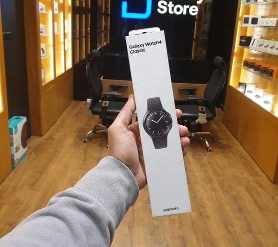 Samsung Galaxy watch 4 classic 46m New sealed7,500 ج.م