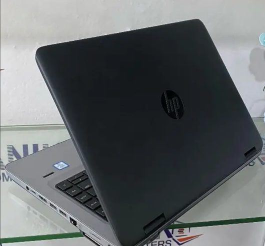 عرض خيالي لاب hp لجرافيك وبرمجه كور i5 بهاردين و ssd معاه 12 هديه١