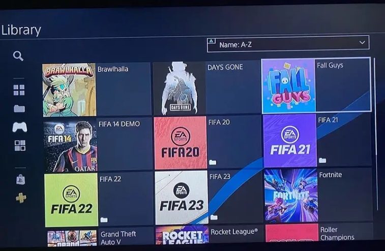 Ps4 Fat 1TB وارد الكويت وعليه العاب