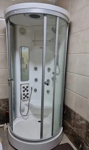 shower cabinet