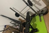 معدات جيم و طارات و دمبل ودكة مستويات وحامل بار وجهاز elliptical