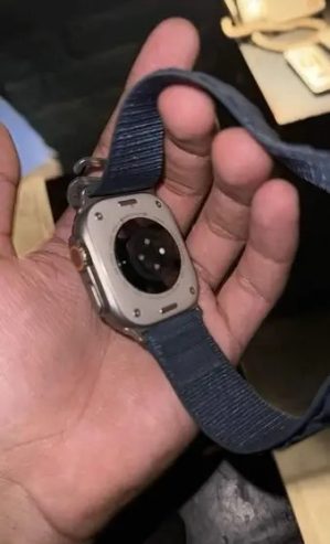 Apple Watch Ultra 1