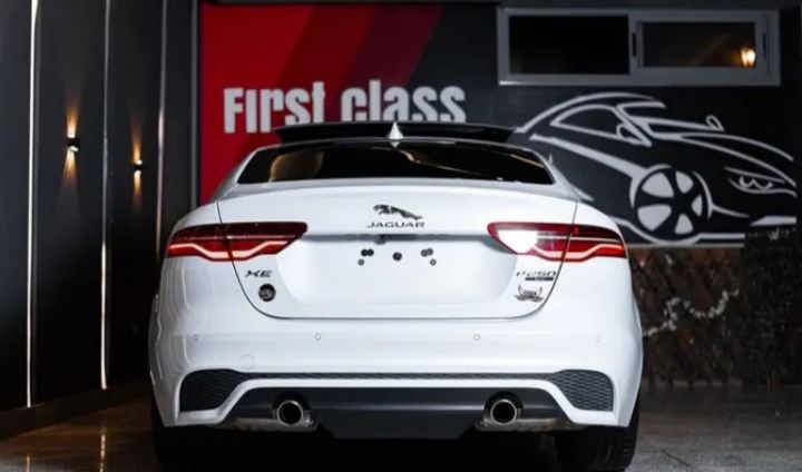 Jaguar XE 2020