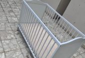 Baby crib