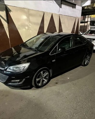 Opel Astra 2015