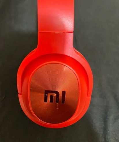 سماعة headphone ماركة Xiaomi استعمال خفيف بسعر ممتاز