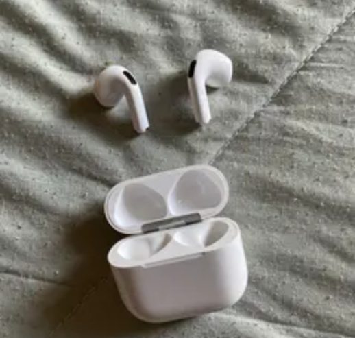 Air pods 4 noise cancellation