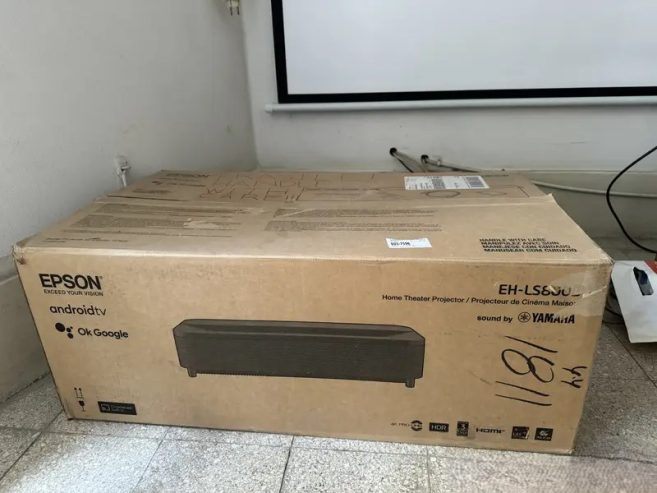 UNIQUE 150″ Epson LS800 4K Laser Projector ‏بروجيكتور ليزر فريد