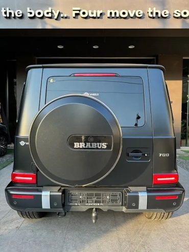 BRABUS G700