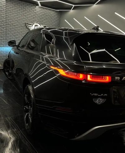 Velar 2022