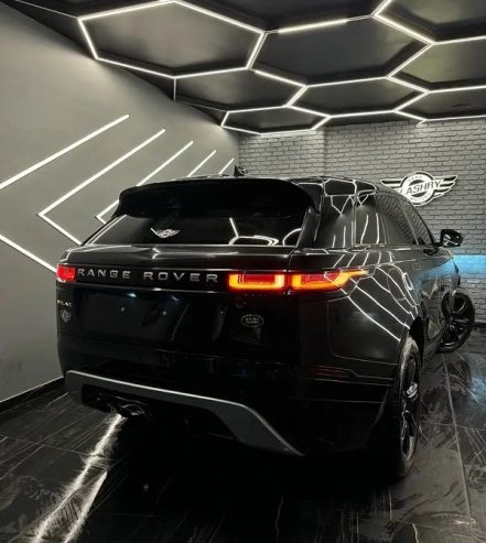 Velar 2022