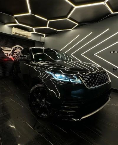 Velar 2022