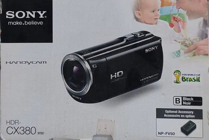 شاحن كاميرا سوني فيديو للبيع موديل HDR CX380