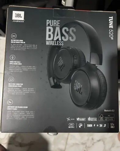 jBL wireless headphone 520 BT New