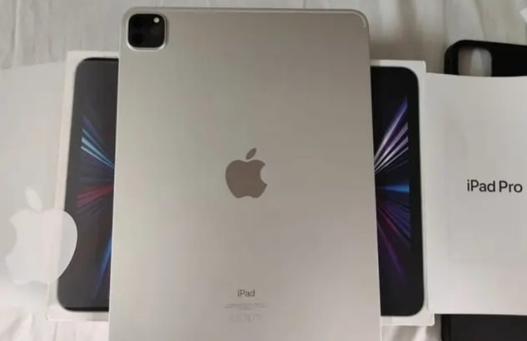 ipad Pro 2021 M1 256 GB + يدعم شريحة