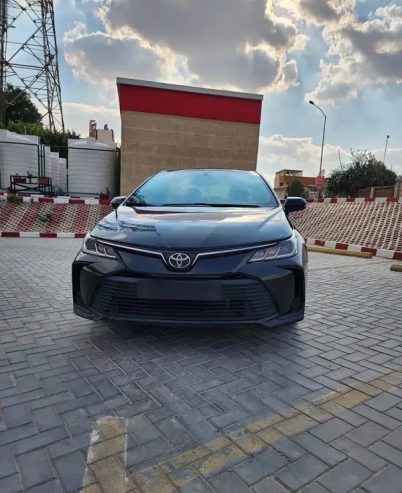 ايجار عربي تويوتا كرولا لإيجار &Toyota Corolla for rent