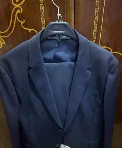 zara suit New “Never used “ بدلة زارا جديدة