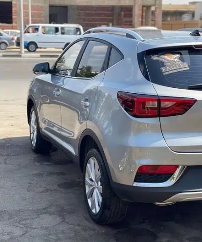 إيجار MG ZS 2024