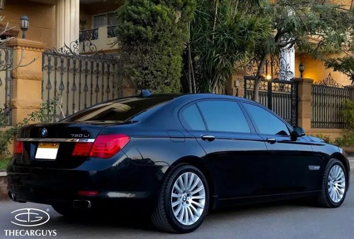 سياره للبيع BMW 750 جمرك لأصحاب الجنسيات الاخري او الاقامه الخارجيه